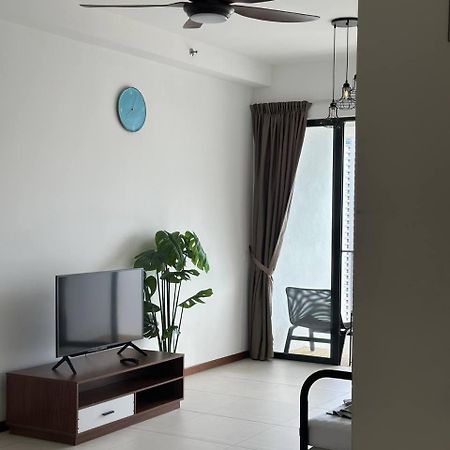 The Landmark Comfort Relax Spacious Sea View By Iz Tanjung Tokong Ngoại thất bức ảnh