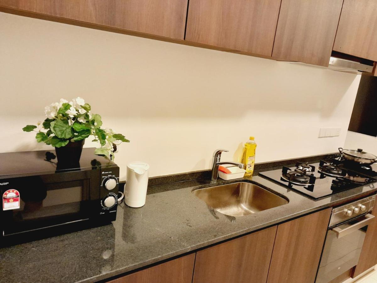The Landmark Comfort Relax Spacious Sea View By Iz Tanjung Tokong Ngoại thất bức ảnh