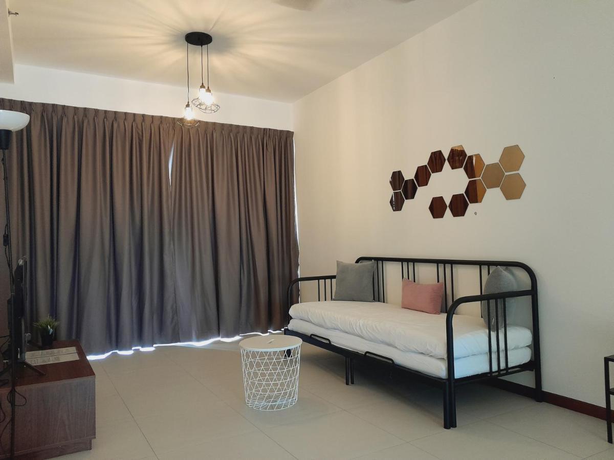 The Landmark Comfort Relax Spacious Sea View By Iz Tanjung Tokong Ngoại thất bức ảnh