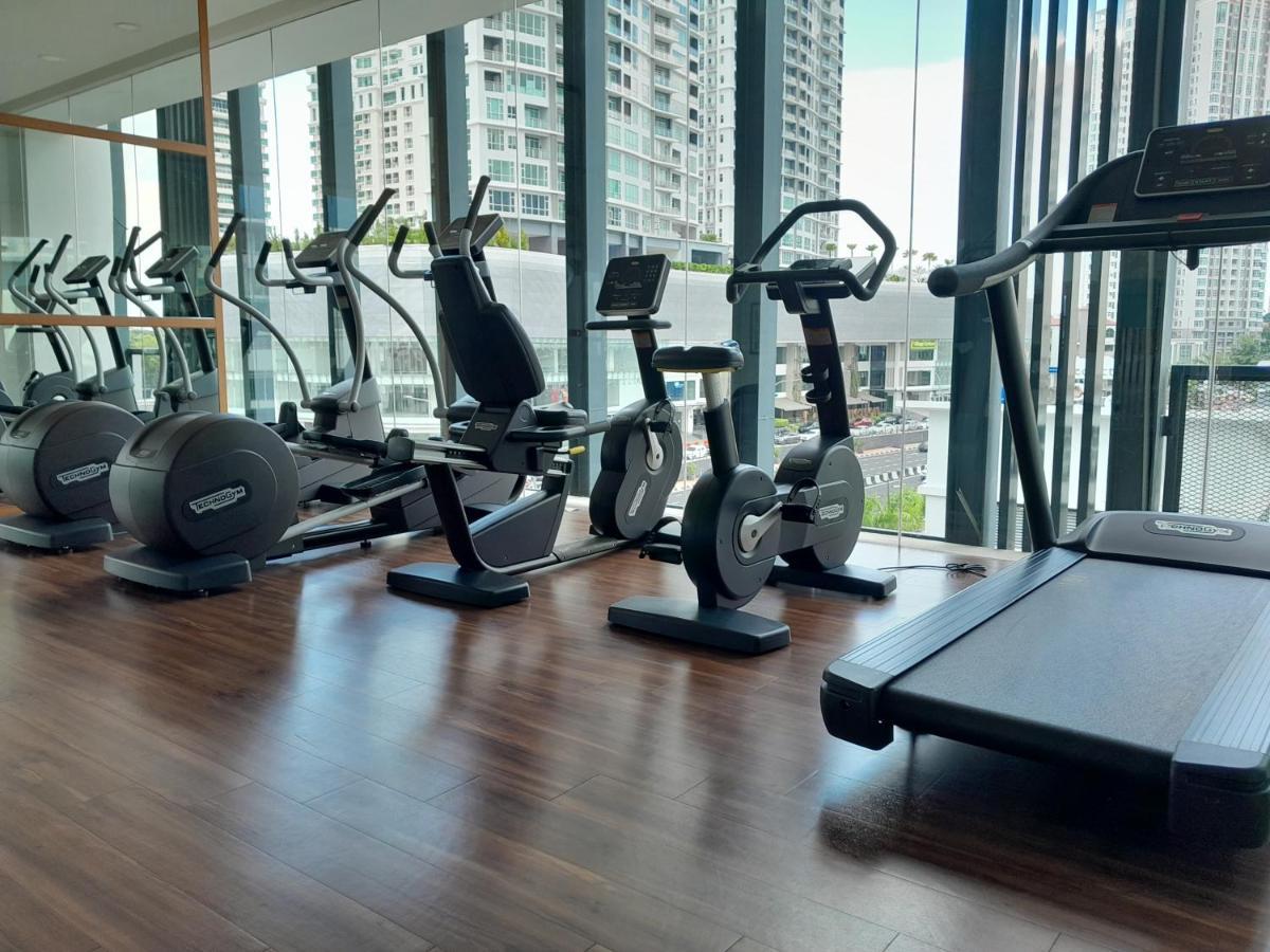 The Landmark Comfort Relax Spacious Sea View By Iz Tanjung Tokong Ngoại thất bức ảnh
