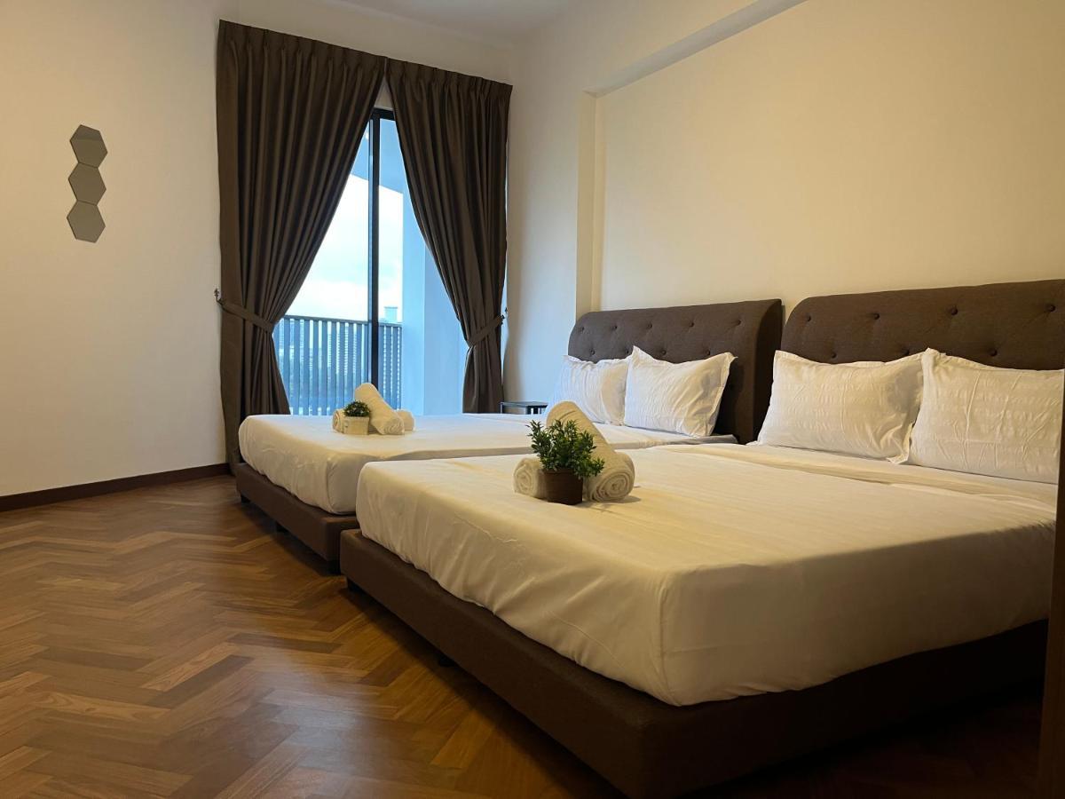 The Landmark Comfort Relax Spacious Sea View By Iz Tanjung Tokong Ngoại thất bức ảnh