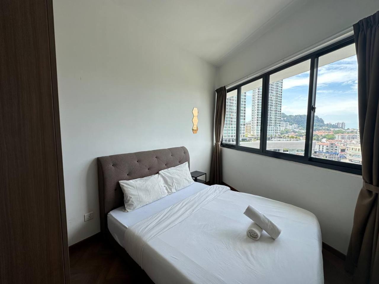 The Landmark Comfort Relax Spacious Sea View By Iz Tanjung Tokong Ngoại thất bức ảnh