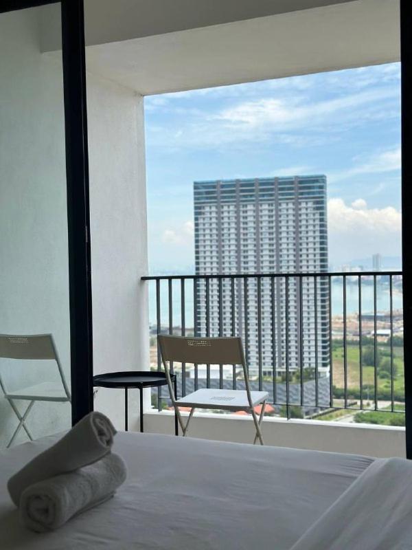 The Landmark Comfort Relax Spacious Sea View By Iz Tanjung Tokong Ngoại thất bức ảnh